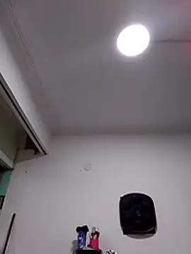 momismilf544 online show from 05.02.26