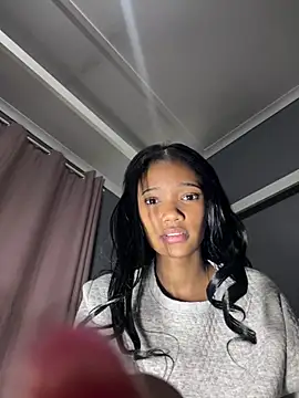 Snapshot of SweetBeauty4you chatting on 07.18.26 SweetBeauty4you online show from 07.18.26