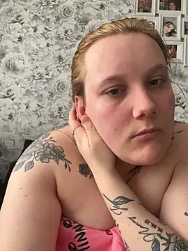 SassieBlondie online show from 03.01.26