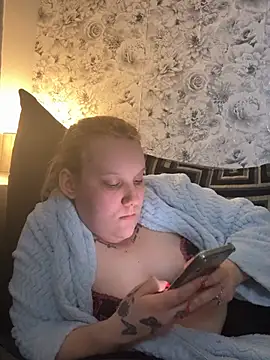 SassieBlondie online show from 03.03.26