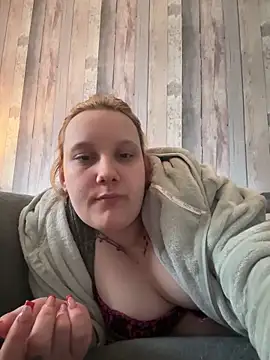 SassieBlondie online show from 03.04.26