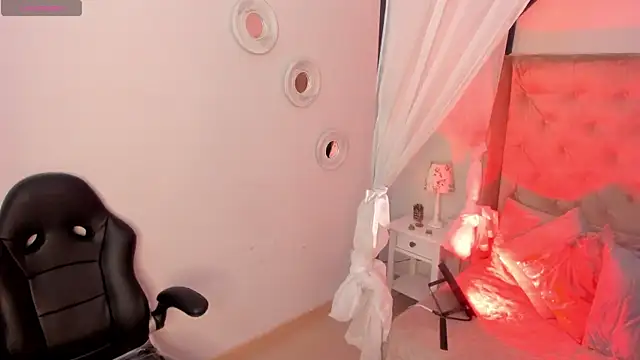 Raven Dooll online show from 03.26.26