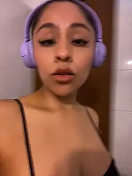 xophierz online show from 02.27.26