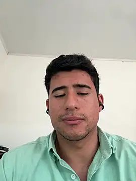 Snapshot of David-latinlover chatting on 07.07.26 David-latinlover online show from 07.07.26