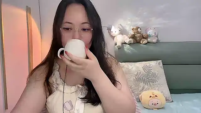 Snapshot of Susu-36E chatting on 07.15.26 Susu-36E online show from 07.15.26