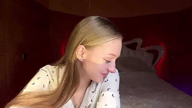 Anika Socutehe online show from 03.22.26