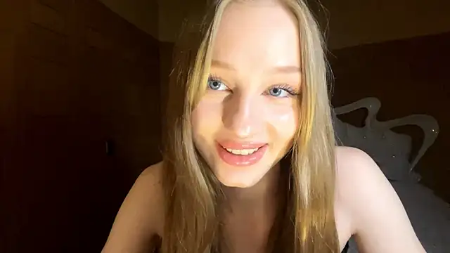 Anika Socutehe online show from 04.18.26