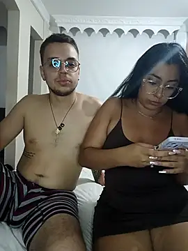 deliciuscam online show from 04.29.26