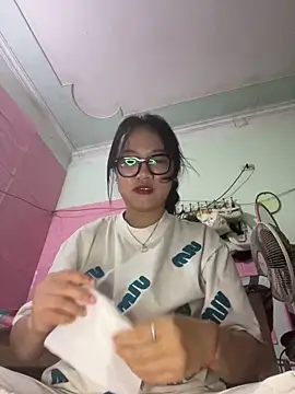 Leeeeiu online show from 03.31.26