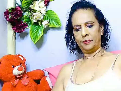 Hot queen58 online show from 05.31.26