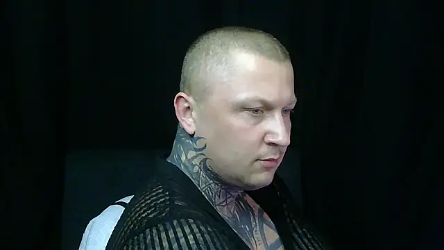 Snapshot of devilWithTats chatting on 04.23.26 devilWithTats online show from 04.23.26