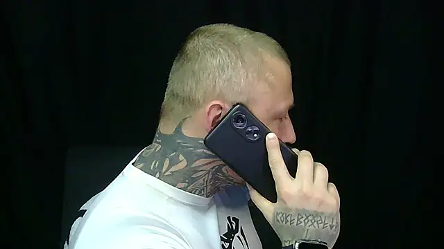 Snapshot of devilWithTats chatting on 04.26.26 devilWithTats online show from 04.26.26