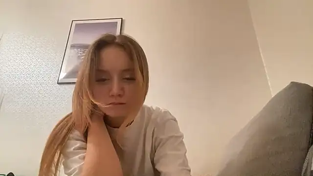 Snapshot of SultryJade chatting on 02.28.26 SultryJade online show from 02.28.26