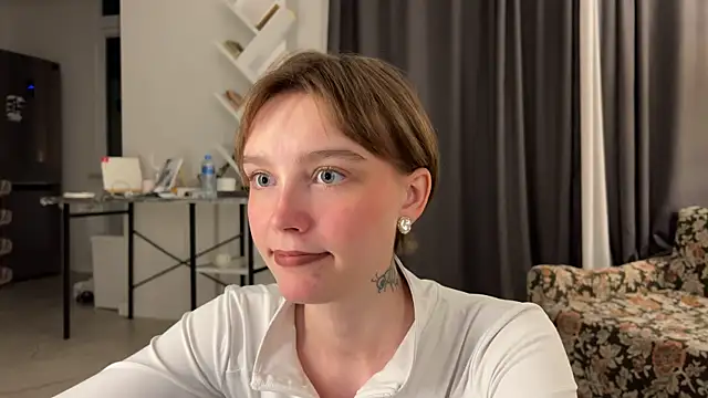 Lolatatee online show from 06.04.26