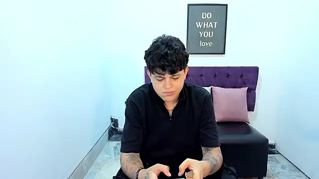 TomBoy Natali online show from 03.17.26