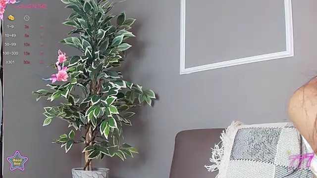 Snapshot of bloom_apple chatting on 07.01.26 bloom apple online show from 07.01.26