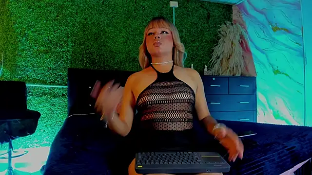 Snapshot of valery_delux chatting on 03.02.26 valery delux online show from 03.02.26