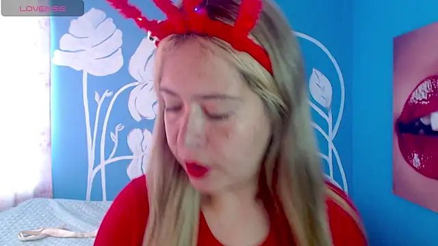 CamilleRouge online show from 03.04.26