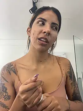VioletaHills  online show from 06.28.26