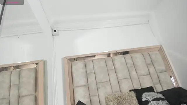 Titan Moreno  online show from 04.13.26