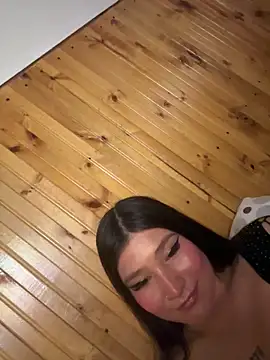 Snapshot of Miss_Dani chatting on 03.04.26 Miss Dani online show from 03.04.26