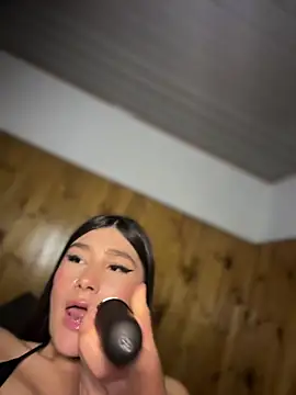 Miss Dani online show from 04.11.26