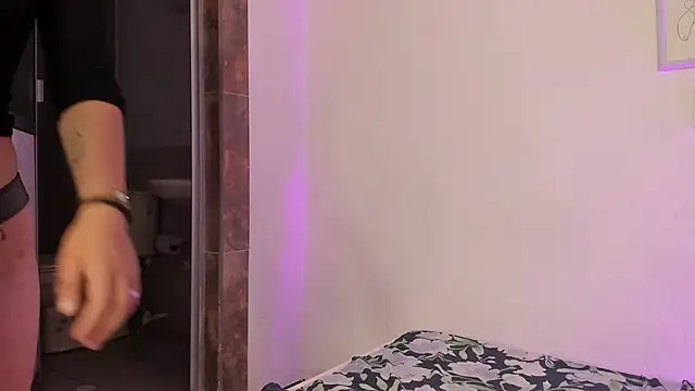 Snapshot of Charlotte_Melody chatting on 03.04.26 Charlotte Melody online show from 03.04.26