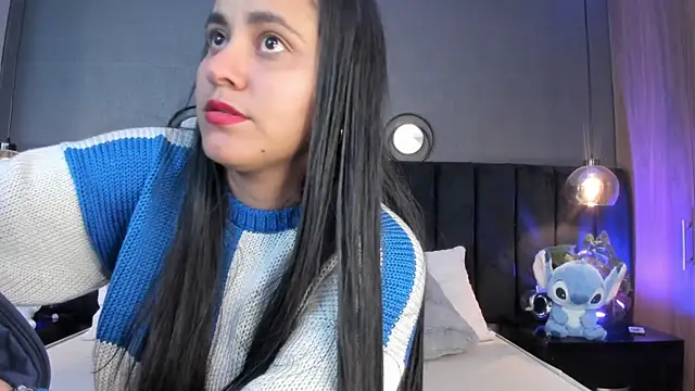 Snapshot of alejandra__garcia chatting on 06.06.26 alejandra garcia online show from 06.06.26