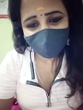 Snapshot of Tamil_Rani- chatting on 05.14.26 Tamil Rani- online show from 05.14.26