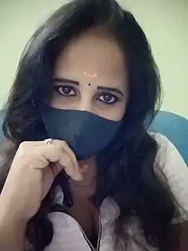 Snapshot of Tamil_Rani- chatting on 06.04.26 Tamil Rani- online show from 06.04.26