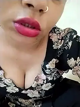 Snapshot of Bhawika-Kashap chatting on 04.29.26 Bhawika-Kashap online show from 04.29.26