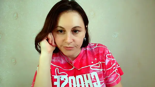 Snapshot of Inessa_beauty chatting on 03.03.26 Inessa beauty online show from 03.03.26