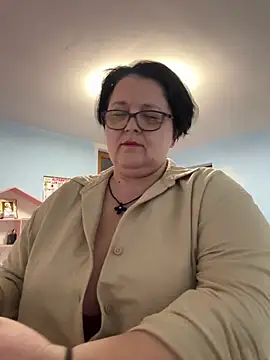 I amArquette online show from 03.10.26