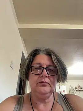 I amArquette online show from 04.19.26