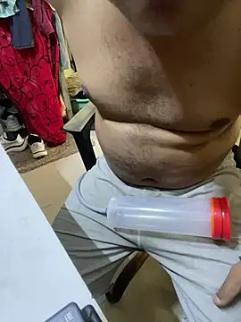 Snapshot of Daddyfuck_01 chatting on 04.24.26 Daddyfuck 01 online show from 04.24.26