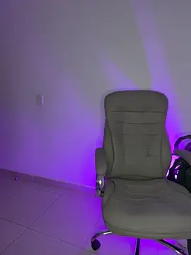 Lisabrown 23 online show from 03.23.26