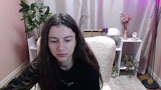 MistyBree online show from 04.10.26