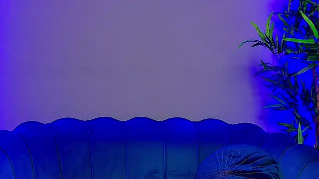 RaysaDrake online show from 05.12.26
