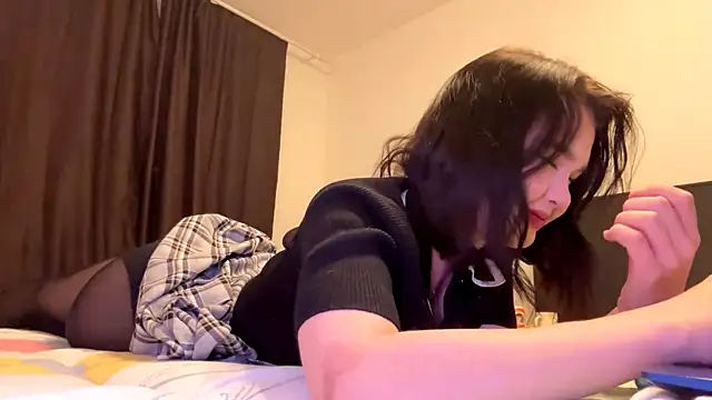 Snapshot of CartiBlue chatting on 04.27.26 CartiBlue online show from 04.27.26