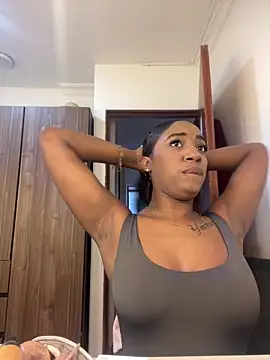 Emi rousse online show from 04.11.26