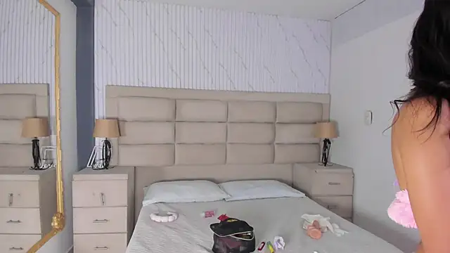 GabyOwenss online show from 04.13.26