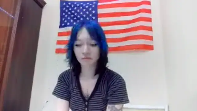 Snapshot of KarinaAeris chatting on 03.04.26 KarinaAeris online show from 03.04.26