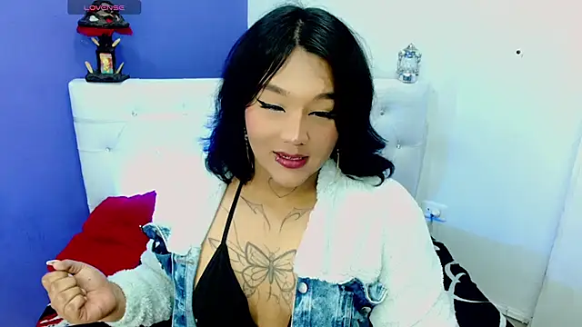 Snapshot of isadoraqueeen chatting on 03.02.26 isadoraqueeen online show from 03.02.26