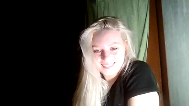 Snapshot of Glowing_Jessica chatting on 03.02.26 Glowing Jessica online show from 03.02.26