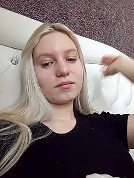 Snapshot of Glowing_Jessica chatting on 03.03.26 Glowing Jessica online show from 03.03.26