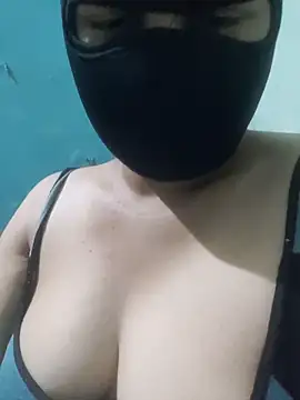 Tamillaxmi12 online show from 04.18.26