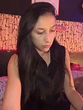 Snapshot of anamaria04 chatting on 05.10.26 anamaria04 online show from 05.10.26