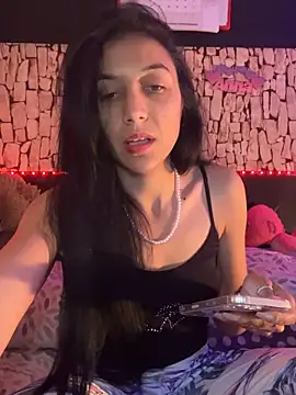 Snapshot of anamaria04 chatting on 05.15.26 anamaria04 online show from 05.15.26