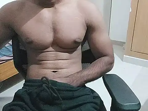Snapshot of kratosTheHunk chatting on 06.09.26 kratosTheHunk online show from 06.09.26