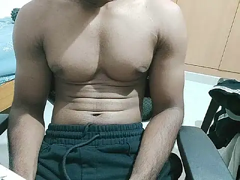 Snapshot of kratosTheHunk chatting on 07.09.26 kratosTheHunk online show from 07.09.26